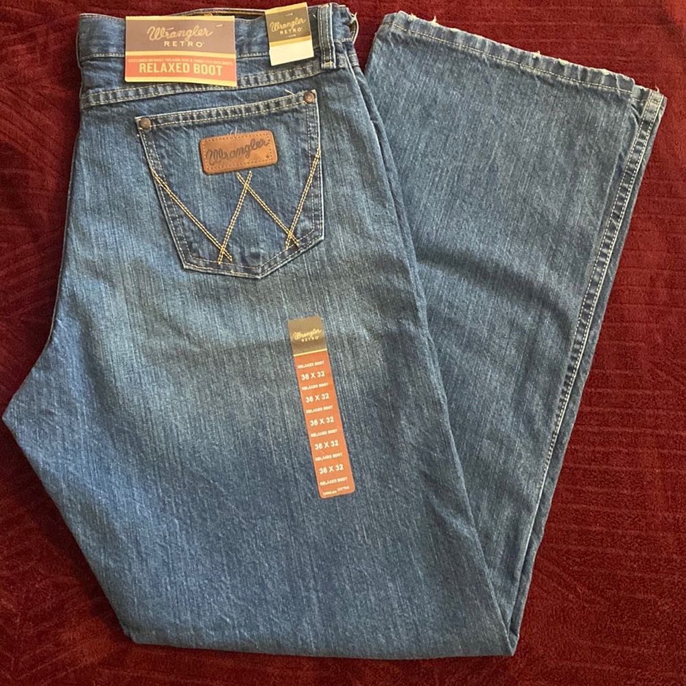 BRAND NEW WITH TAGS MENS WRANGLER JEANS